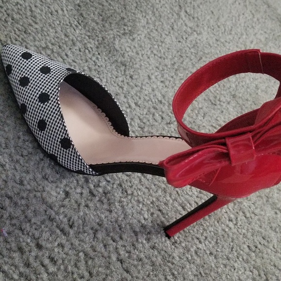 Madison Shoes - Polka Dot Pump